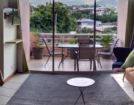 Orio Papeete Centre Apt W Pool ภายนอก รูปภาพ